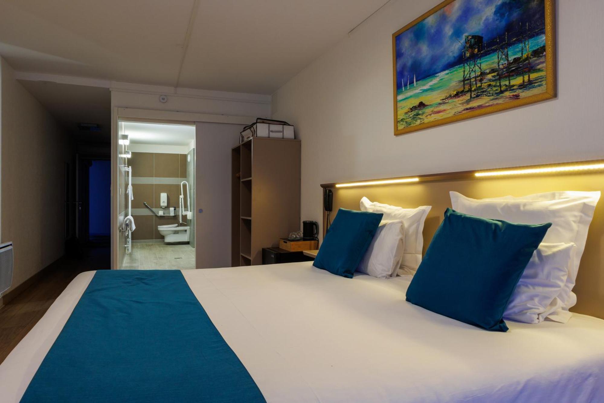Logis Hotel Le Rochelois La Rochelle  Bagian luar foto