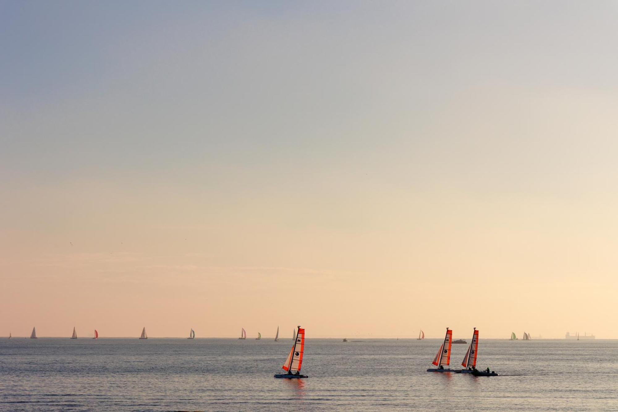 Logis Hotel Le Rochelois La Rochelle  Bagian luar foto