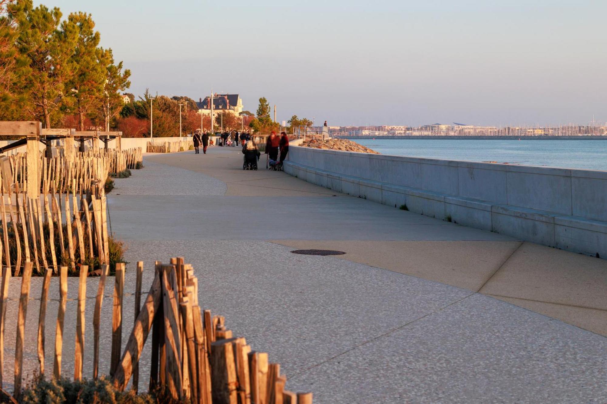 Logis Hotel Le Rochelois La Rochelle  Bagian luar foto