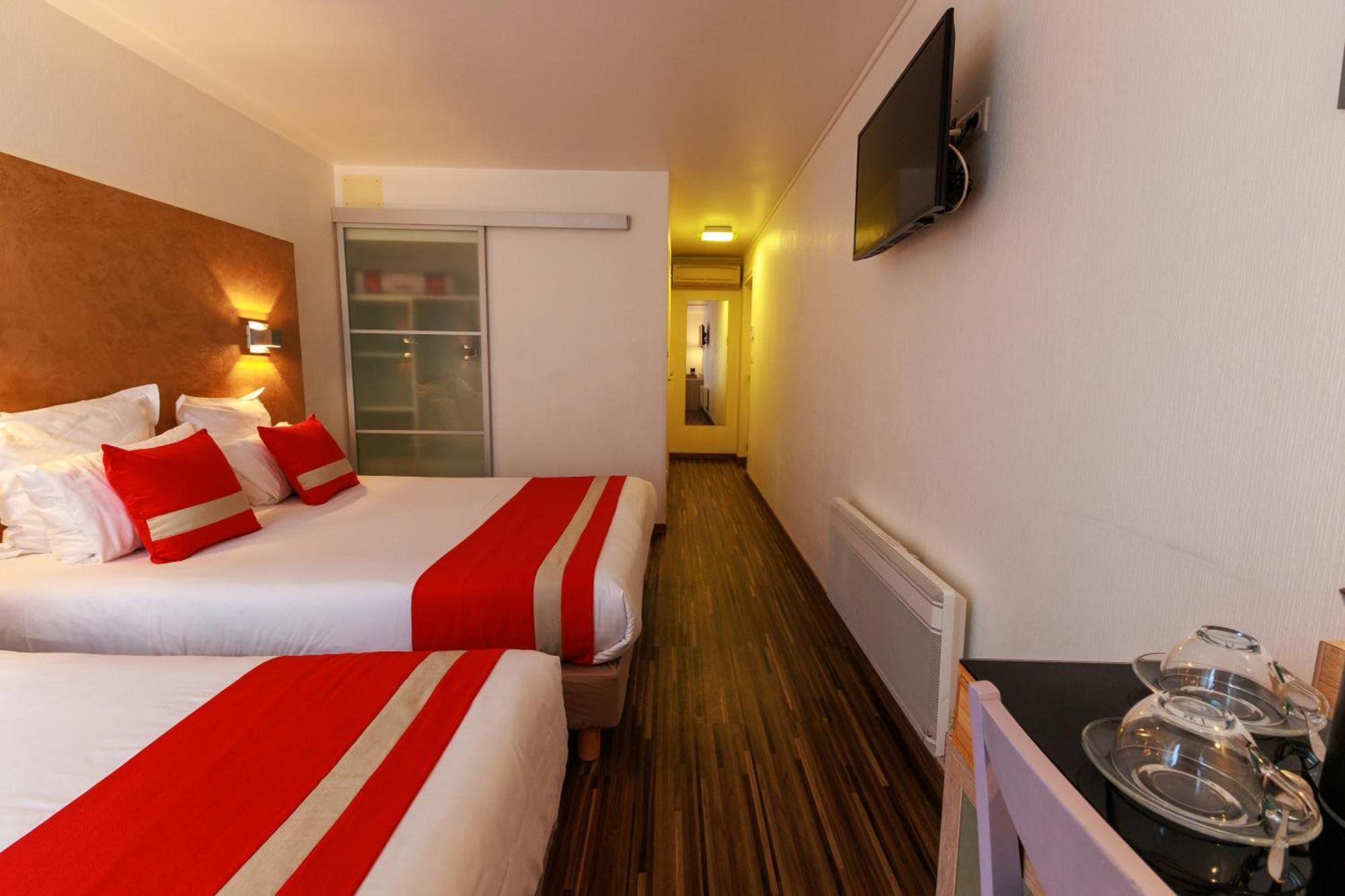 Logis Hotel Le Rochelois La Rochelle  Bagian luar foto